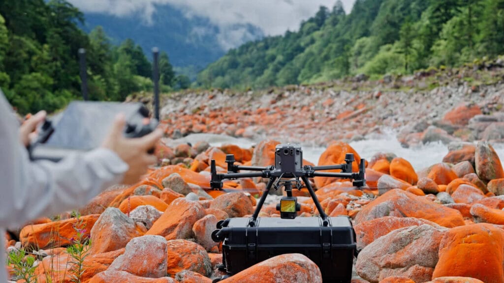 Dron ze skanerem laserowym dji zenmuse l2