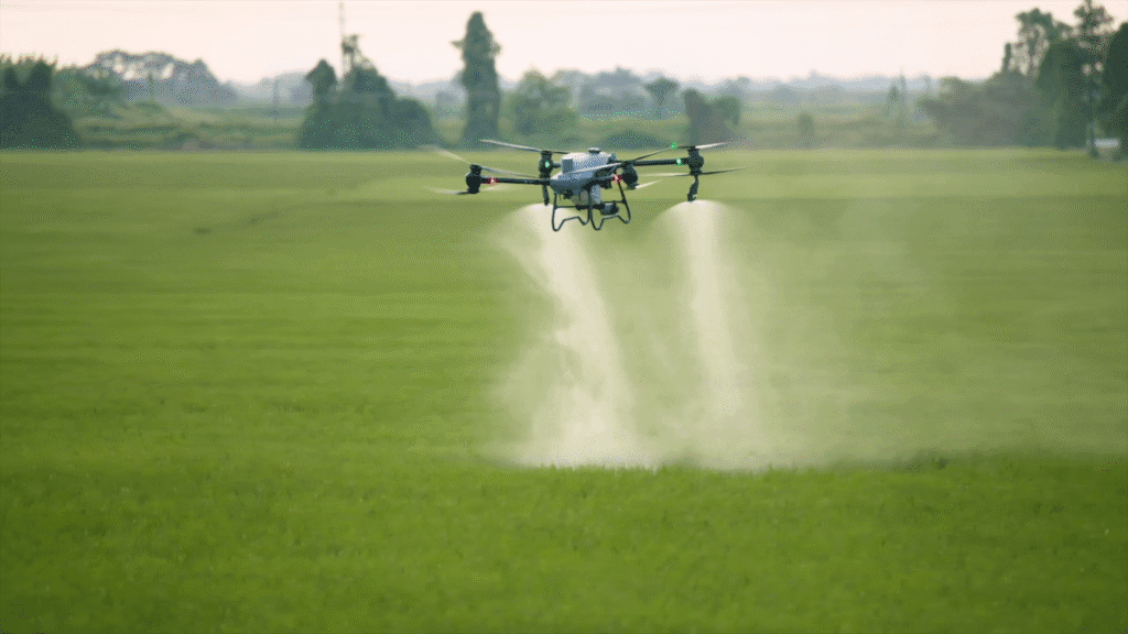 Dron DJI Agrast T50 rozpylający | Drony dla Firmy