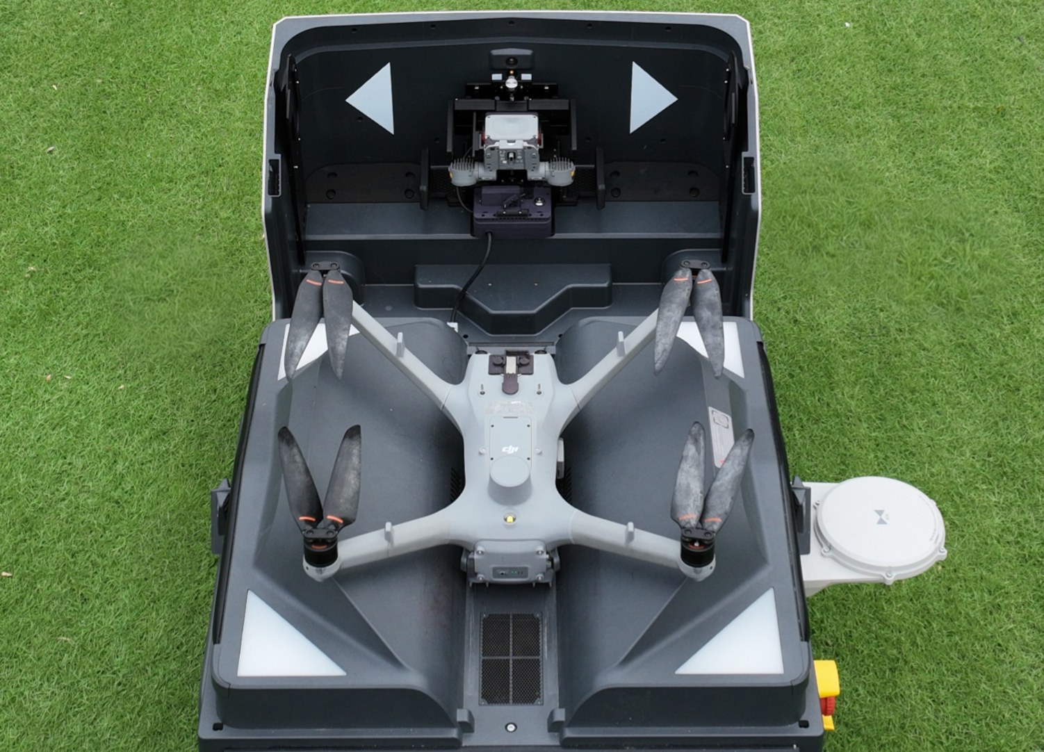 Windrise WR-01 – DJI Dock 3 z modułem montażu głośnika i reflektora